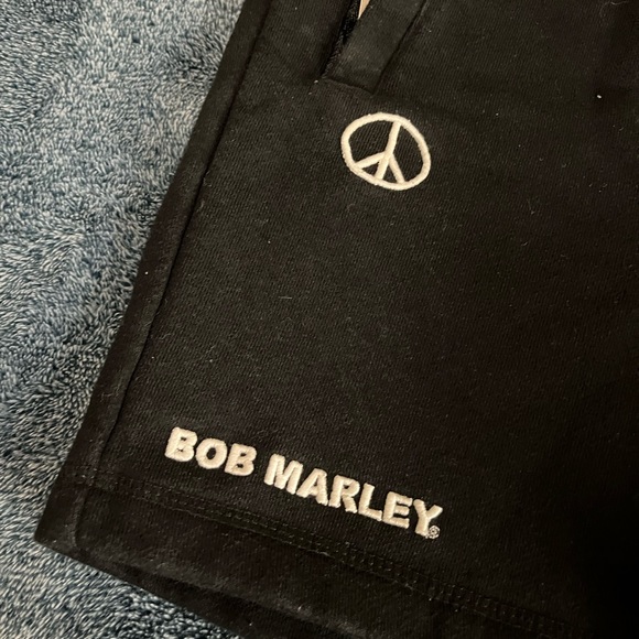 Bob Marley Shorts (M) - Picture 3 of 5